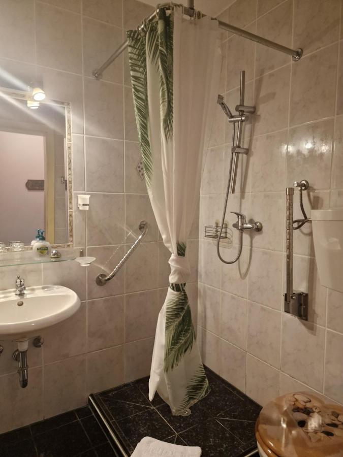 Hotel Bavaria インツェル エクステリア 写真